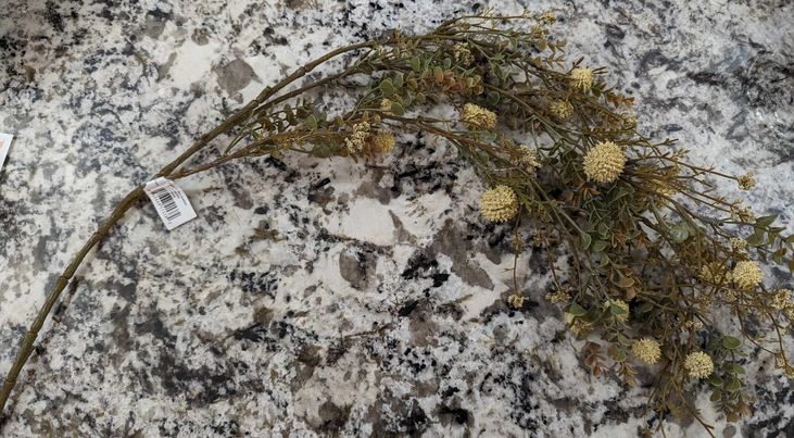 37" Fall Garden Hanging (Cream) FG6428