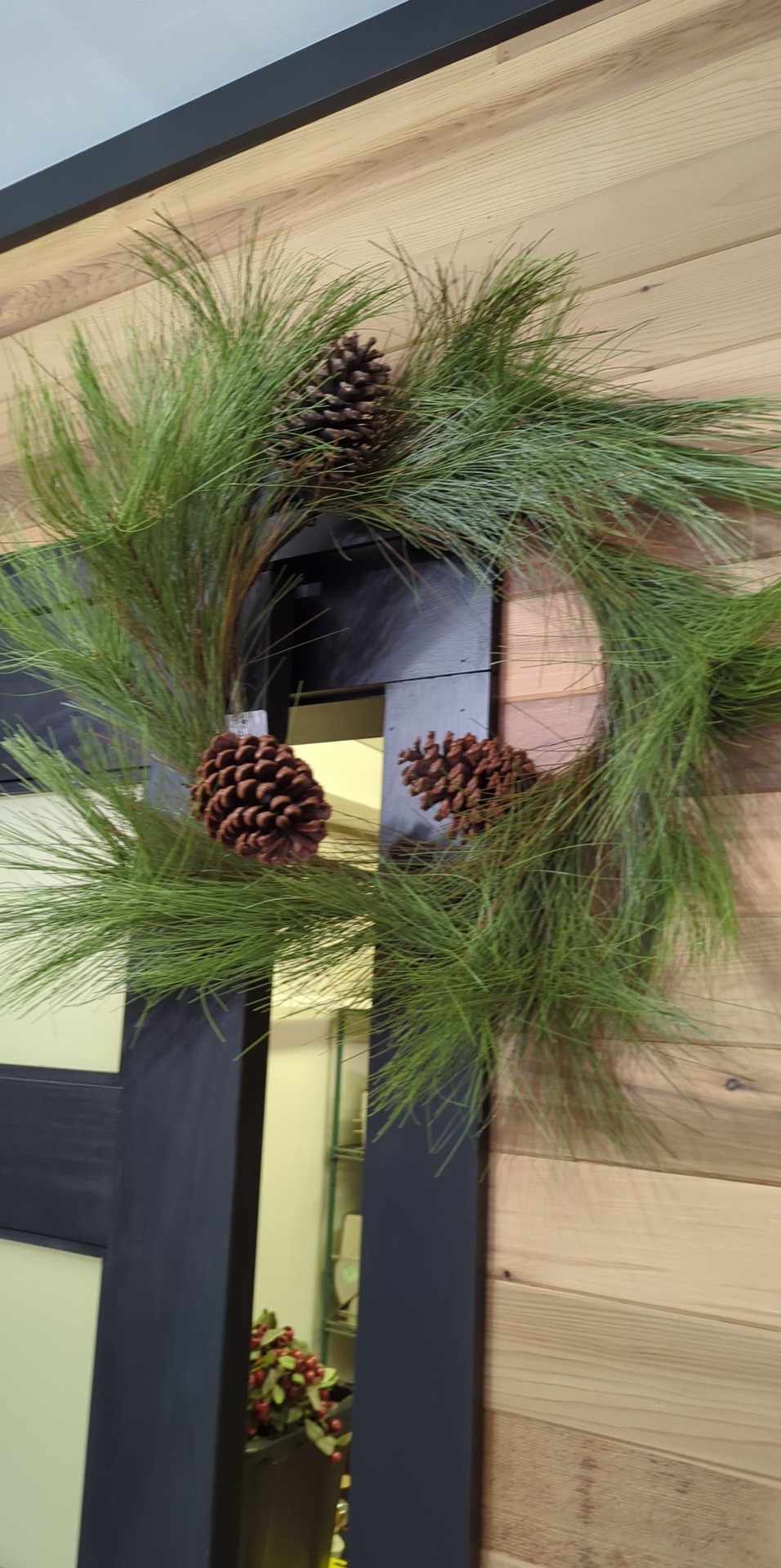 Natural Green Pine Wreath 24" I233