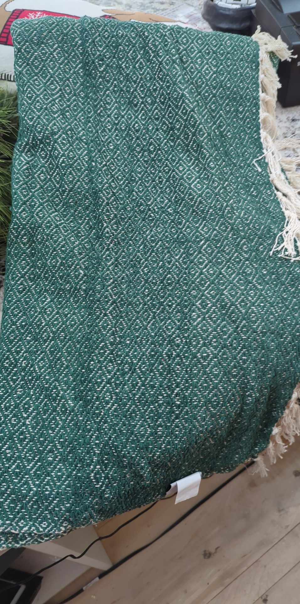 TW Green Throw