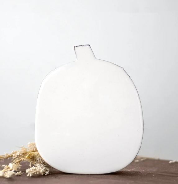 PD PDMAB22013 6.9" WOODEN PUMPKIN W/ WHITE ENAMEL