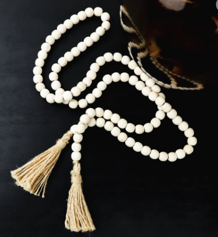PD HX33102J 48" WHITE BEAD GARLAND W/JUTE ROPE