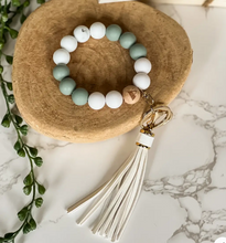 Load image into Gallery viewer, Silicone Beaded Wristlet Keychain