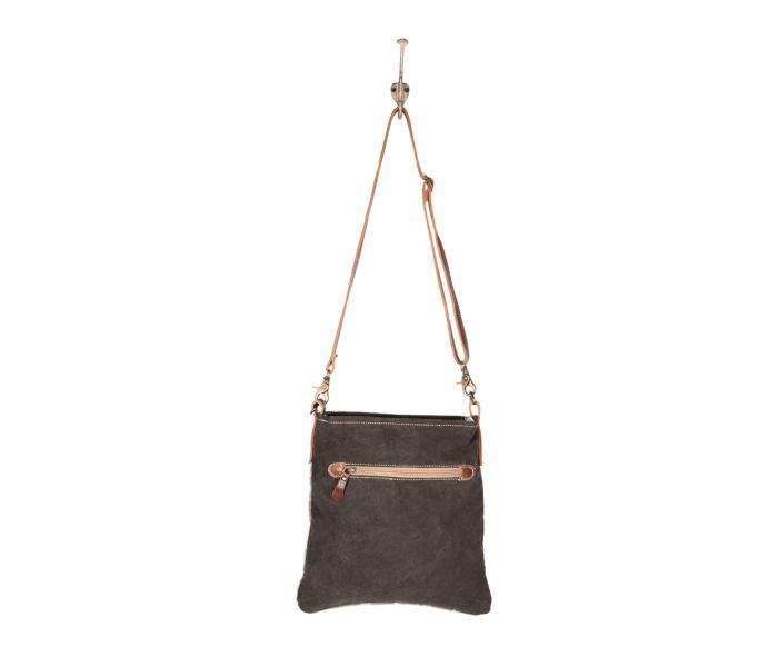 S1937 Myra Voyager Shoulder Bag
