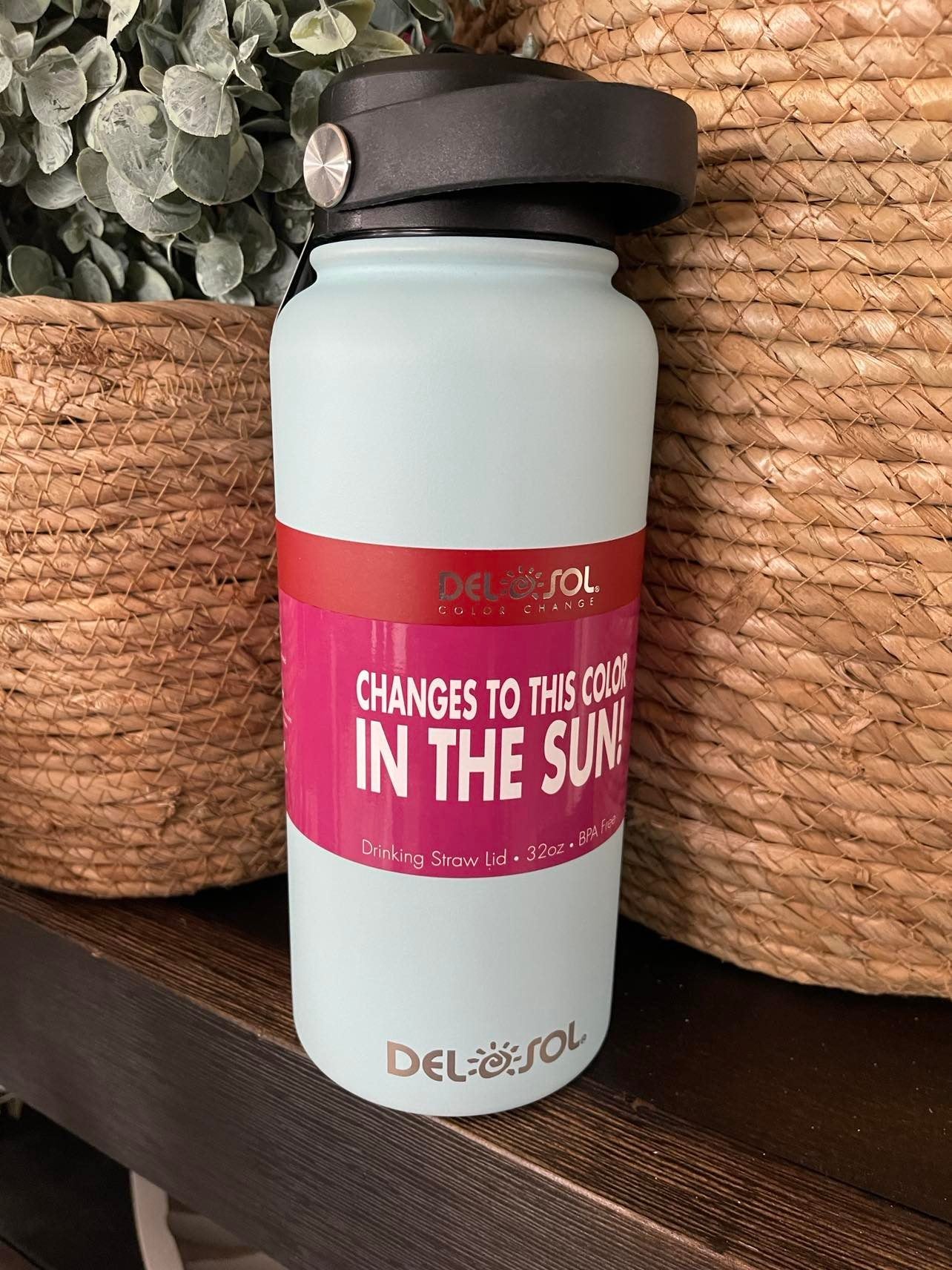 Del Sol 32oz Blue to Dark Pink Water Bottle