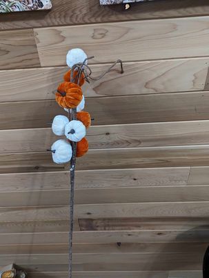 PDR2310 Pumpkin Floral Pick