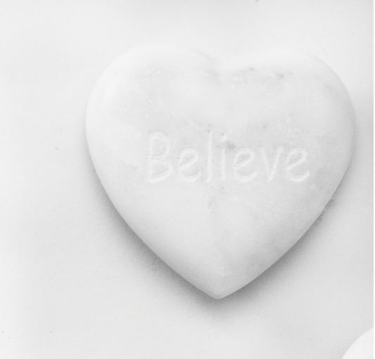 PD PDKR004 Heart Shaped Marble Rock Believe