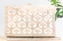 PD PDCR17 Small Carved Latch Box