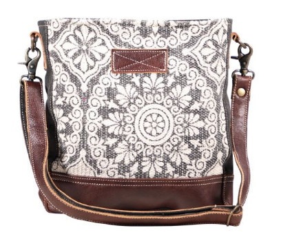 S1900 Myra Freaky Shoulder Bag