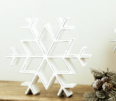 PD 12" WHITE WASH WOOD SNOWFLAKE
