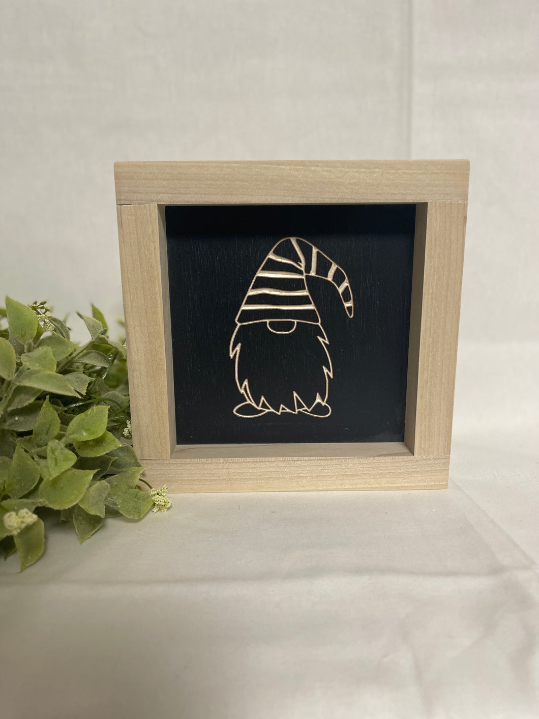 Gnome Striped Hat 5X5 Wood Sign